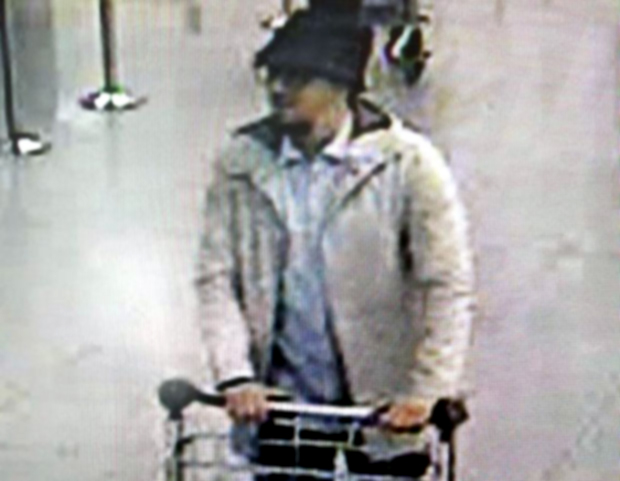 Тројица нападача оптужена за тероризам; Идентификовано 24 од 31 жртве напада у Бриселу